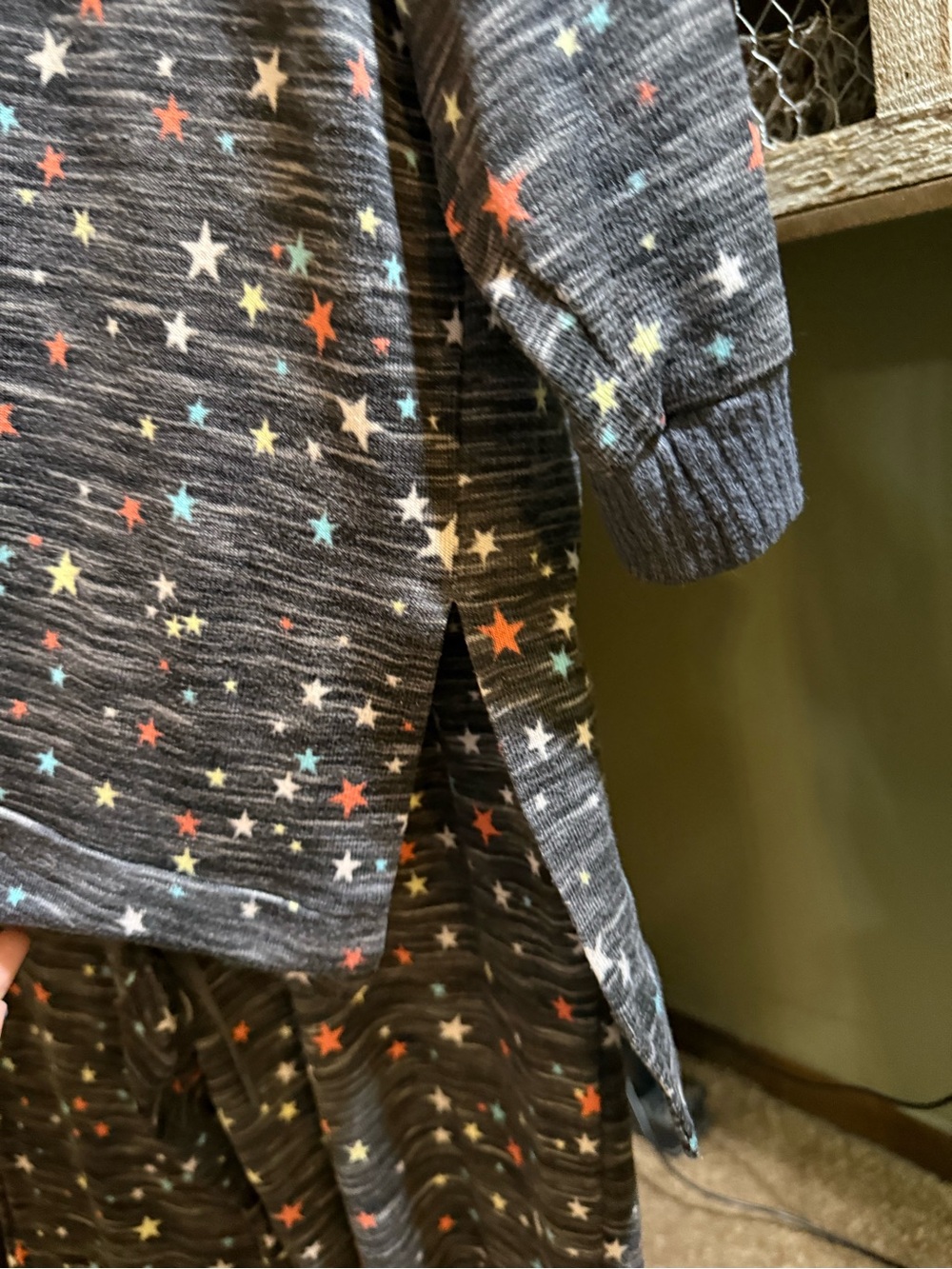 2 piece pajamas - Picture 3 of 5